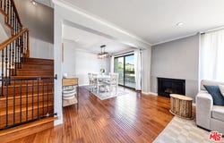 4247 Freedom Dr, Calabasas, CA 91302