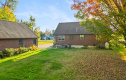 723 Middle Road, Bradford, ME 04410