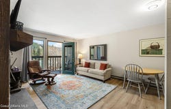 90 Stella Ln, Sandpoint, ID 83864