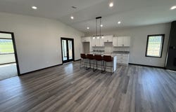3307 Stonebrook Ln, Norfolk, NE 68701