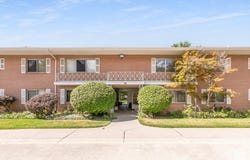 2223 E CARRIAGE Ln, Holladay, UT 84117