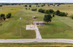 21721 Lawrence 2172, Aurora, MO 65605