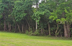 902&906 Railroad Pond Road, Eldon, MO 65026