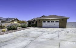801 Emma Way, Ridgecrest, CA 93555