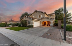 1271 E CANYON CREEK Drive, Gilbert, AZ 85296