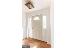 57 LAKE Lane, EAST STROUDSBURG, PA 18301
