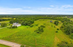 SE 53rd St, Berryton, KS 66409