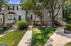 16260 TACONIC Circle, DUMFRIES, VA 22025