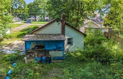 1664 Woods Road, Akron, OH 44306
