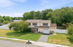 67 Starlight Road, Howell, NJ 07731