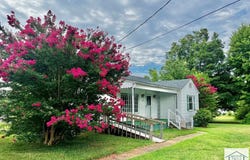 100 Fairsky Dr, Ridgeway, VA 24148
