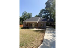 419 3rd Avenue NW, Arab, AL 35016