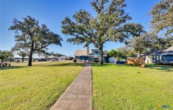 1644 Breezeway, Tow, TX 78672