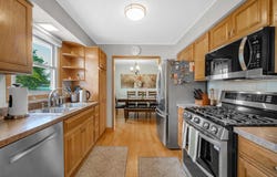 9544 Hawthorne Drive, Munster, IN 46321