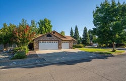2094 Button Place, Redding, CA 96002
