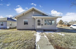 404 7th Ave E, Twin Falls, ID 83301