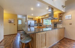 2823 NE Jackson Place, Newport, OR 97365