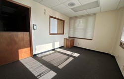 222 E 9th Ave, Winfield, KS 67156