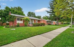 1382 Key W Drive, Troy, MI 48083