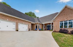 926 DEBLYN CIRCLE, MOODY, AL 35004