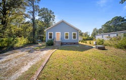 404 Jamaica Drive, Hampstead, NC 28443