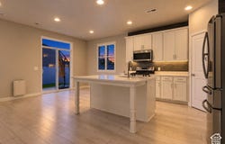 3467 S BIRCH Ln, Syracuse, UT 84075