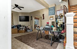 975 Thompson Ave, Donora, PA 15033