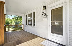 204 E Third Street, El Paso, IL 61738