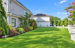 552 Dover Road, Oceanside, NY 11572