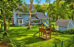 1677 Barberry Circle, Freeport, IL 61032