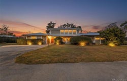 11588 N Caribee Point, Inglis, FL 34449