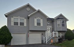 2471 ORION DRIVE, CHAMBERSBURG, PA 17202