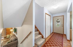 6216 College Street SW, Navarre, OH 44662