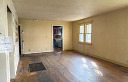218 E Cherry Street, Glasgow, KY 42141