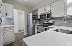 5825 5th Ave, Pittsburgh, PA 15232