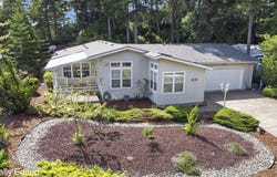618 38TH Pl, Florence, OR 97439