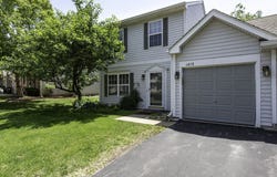 1413 W Split Oak Circle, Round Lake Beach, IL 60073