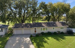 2128 Shale Lane, Eagan, MN 55122