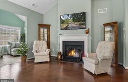1022 GLORY Way, LITITZ, PA 17543