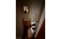 809 Dover Avenue, Dover, OH 44622