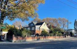 29 -05 MURRAY Street, Flushing, NY 11354