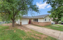 906 Glencoe, Park Hills, MO 63601