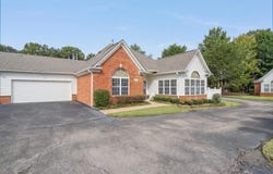 28 PEYTON RIDGE Cv, Collierville, TN 38017