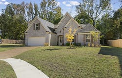 80 BETSY VALLEY Cv, Oakland, TN 38060