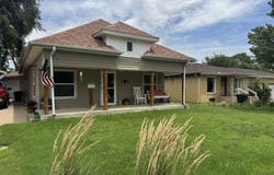 1018 W 3rd St, Pratt, KS 67124