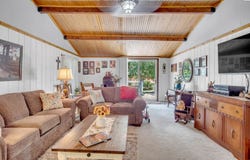 2234 22nd Ave, Galva, KS 67443