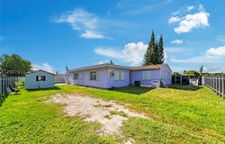 2461 NW 208th St, Miami Gardens, FL 33056
