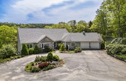236 Lakeside Drive, Boothbay Harbor, ME 04538