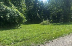 Pine Hill Drive, Scott Depot, WV 25560