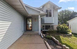 9337 Jeffery Court S, Cottage Grove, MN 55016
